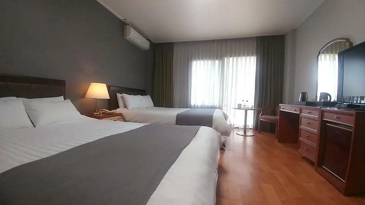 Pearl Hotel Jeju
