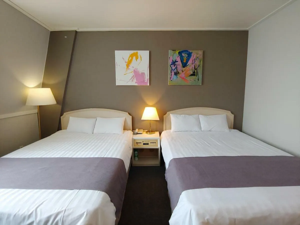 Pearl Hotel Jeju 3*,  South Korea