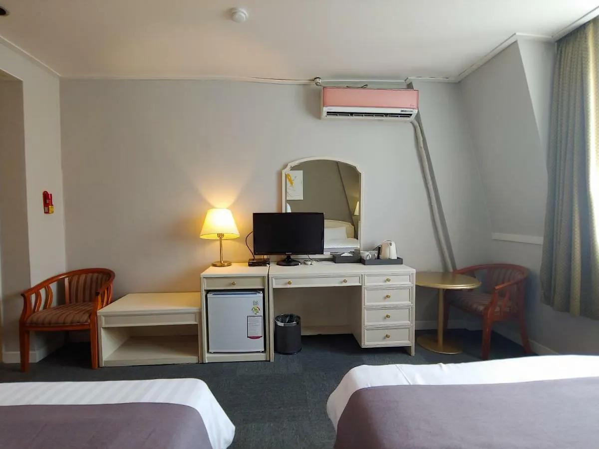 Pearl Hotel Jeju
